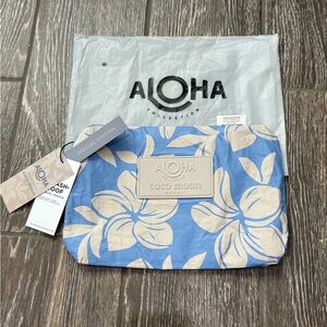 NWT Aloha Collection x Coco Moon small pouch